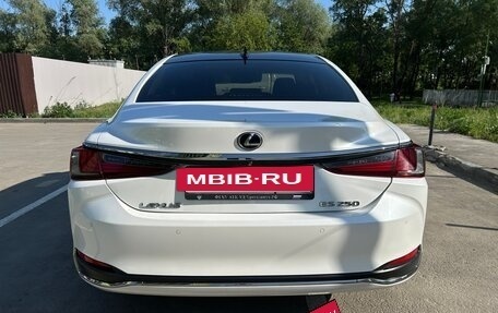 Lexus ES VII, 2019 год, 3 950 000 рублей, 5 фотография