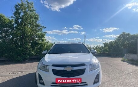 Chevrolet Cruze II, 2013 год, 900 000 рублей, 4 фотография