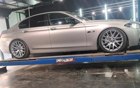 BMW 5 серия, 2012 год, 2 750 000 рублей, 17 фотография
