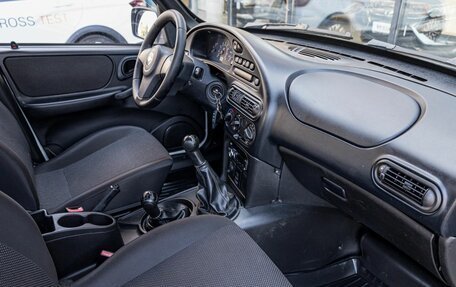 Chevrolet Niva I рестайлинг, 2015 год, 699 000 рублей, 6 фотография