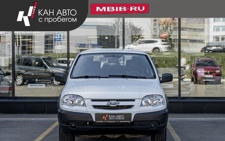 Chevrolet Niva I рестайлинг, 2015 год, 699 000 рублей, 2 фотография