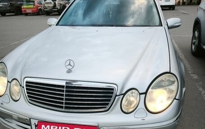 Mercedes-Benz E-Класс, 2003 год, 900 000 рублей, 1 фотография