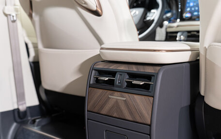Lexus LM, 2026 год, 17 290 000 рублей, 25 фотография