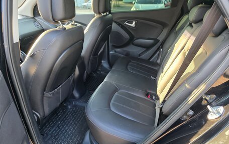 Hyundai ix35 I рестайлинг, 2015 год, 1 600 000 рублей, 10 фотография