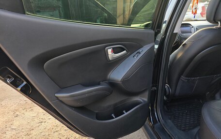 Hyundai ix35 I рестайлинг, 2015 год, 1 600 000 рублей, 11 фотография
