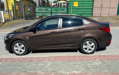 Hyundai Solaris II рестайлинг, 2015 год, 1 150 000 рублей, 3 фотография