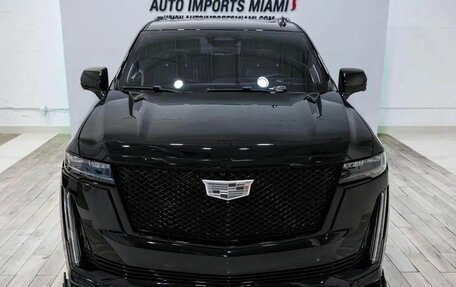 Cadillac Escalade V, 2023 год, 10 497 007 рублей, 2 фотография