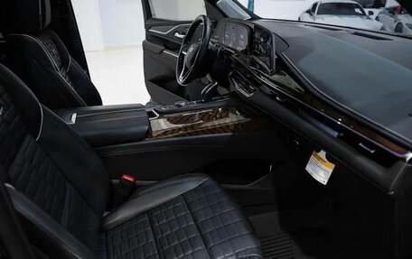 Cadillac Escalade V, 2023 год, 10 497 007 рублей, 16 фотография