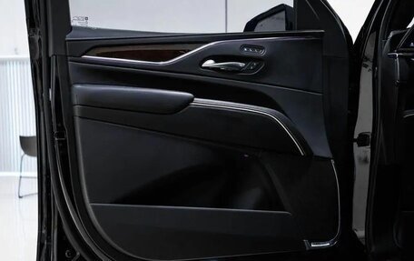Cadillac Escalade V, 2023 год, 10 497 007 рублей, 24 фотография