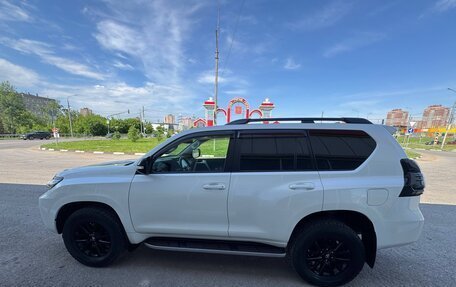 Toyota Land Cruiser Prado 150 рестайлинг 2, 2021 год, 6 100 000 рублей, 7 фотография