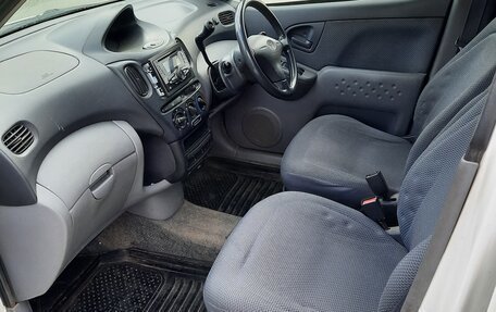 Toyota FunCargo, 2001 год, 230 000 рублей, 12 фотография