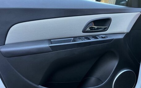 Chevrolet Cruze II, 2011 год, 598 000 рублей, 8 фотография