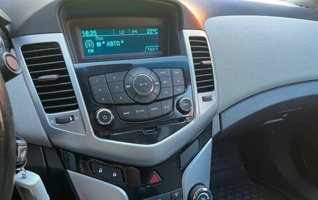 Chevrolet Cruze II, 2011 год, 598 000 рублей, 13 фотография