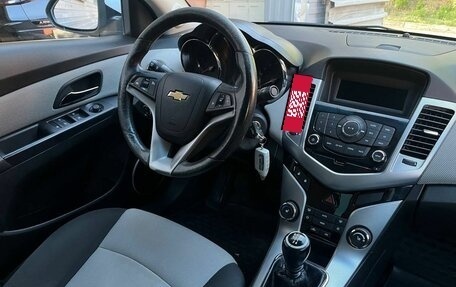 Chevrolet Cruze II, 2011 год, 598 000 рублей, 7 фотография