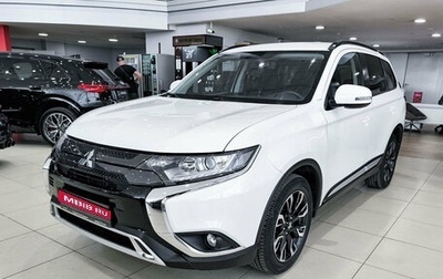 Mitsubishi Outlander III рестайлинг 3, 2021 год, 2 500 000 рублей, 1 фотография