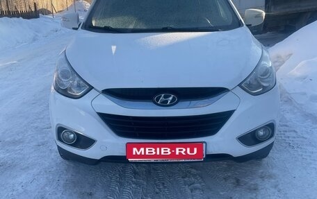 Hyundai ix35 I рестайлинг, 2012 год, 1 000 000 рублей, 1 фотография