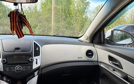 Chevrolet Cruze II, 2013 год, 835 000 рублей, 14 фотография