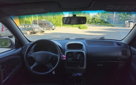 Mitsubishi Carisma I, 2003 год, 385 000 рублей, 11 фотография