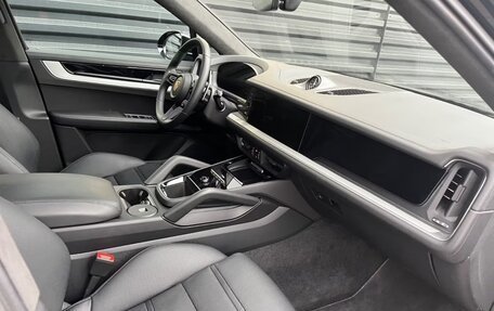 Porsche Cayenne III, 2025 год, 12 327 007 рублей, 18 фотография
