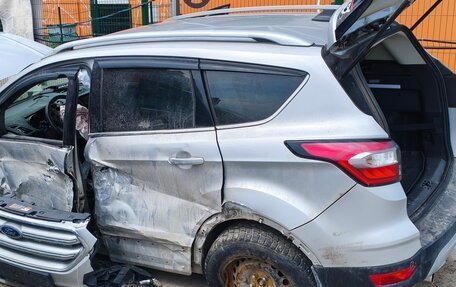 Ford Kuga III, 2017 год, 600 000 рублей, 2 фотография