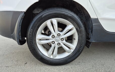 Hyundai ix35 I рестайлинг, 2011 год, 1 100 000 рублей, 12 фотография