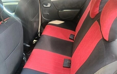 Renault Sandero I, 2013 год, 820 000 рублей, 7 фотография