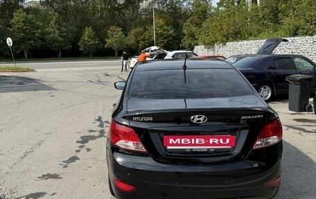 Hyundai Solaris II рестайлинг, 2011 год, 760 000 рублей, 3 фотография