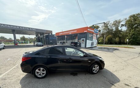 Hyundai Solaris II рестайлинг, 2011 год, 760 000 рублей, 6 фотография