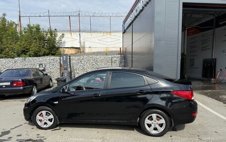 Hyundai Solaris II рестайлинг, 2011 год, 760 000 рублей, 7 фотография
