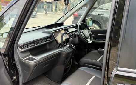 Honda Stepwgn IV, 2017 год, 2 250 000 рублей, 9 фотография