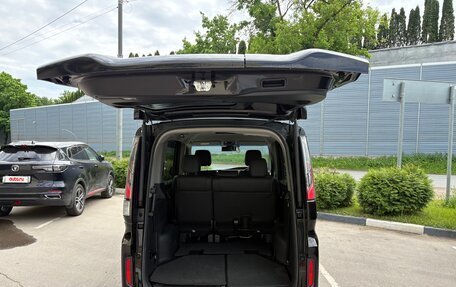 Honda Stepwgn IV, 2017 год, 2 250 000 рублей, 18 фотография