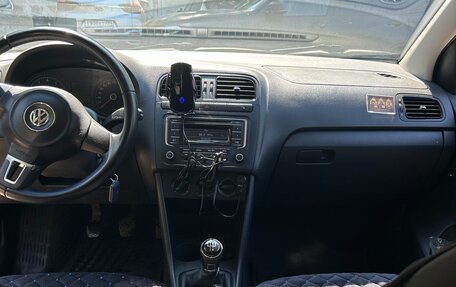 Volkswagen Polo VI (EU Market), 2013 год, 580 000 рублей, 10 фотография