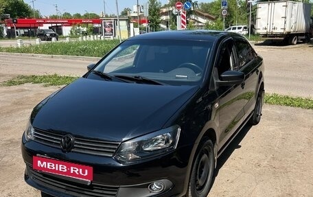 Volkswagen Polo VI (EU Market), 2013 год, 580 000 рублей, 2 фотография