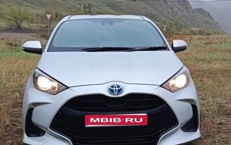 Toyota Yaris, 2020 год, 1 500 000 рублей, 5 фотография