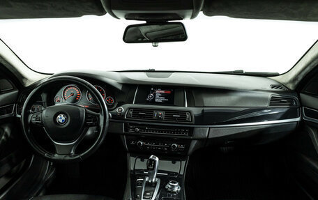 BMW 5 серия, 2016 год, 2 099 000 рублей, 13 фотография