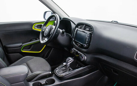 KIA Soul III, 2020 год, 2 490 000 рублей, 10 фотография