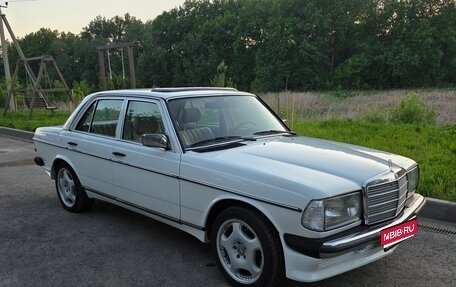 Mercedes-Benz W123, 1984 год, 1 300 000 рублей, 1 фотография
