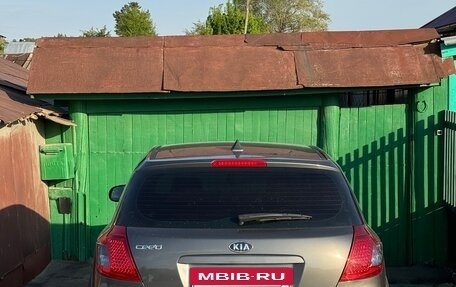 KIA cee'd I рестайлинг, 2011 год, 690 000 рублей, 6 фотография