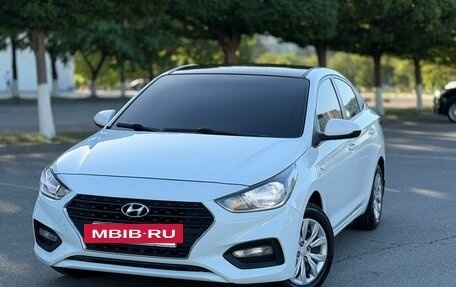 Hyundai Solaris II рестайлинг, 2017 год, 1 000 000 рублей, 2 фотография