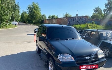 Chevrolet Niva I рестайлинг, 2006 год, 265 000 рублей, 3 фотография