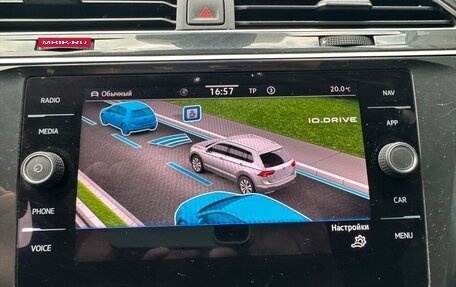 Volkswagen Tiguan II, 2021 год, 2 378 000 рублей, 11 фотография