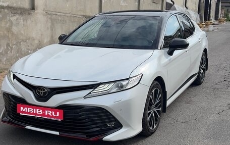 Toyota Camry, 2020 год, 2 650 000 рублей, 3 фотография