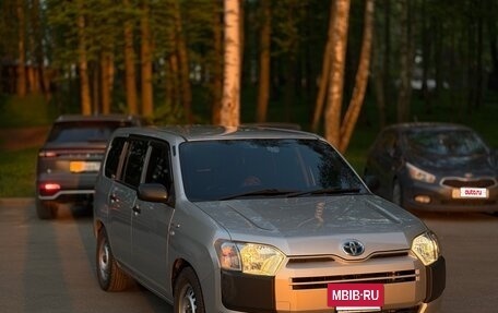 Toyota Probox I, 2020 год, 1 350 000 рублей, 2 фотография