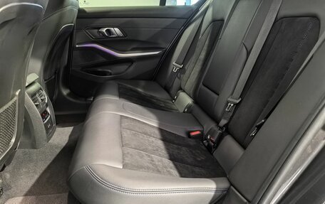 BMW 3 серия, 2020 год, 3 950 000 рублей, 14 фотография