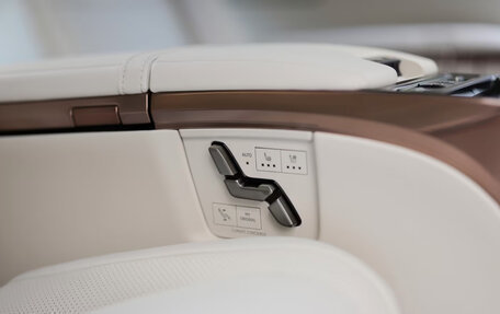 Lexus LM, 2026 год, 19 000 000 рублей, 15 фотография
