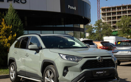 Toyota RAV4, 2019 год, 2 928 000 рублей, 2 фотография
