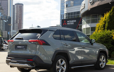 Toyota RAV4, 2019 год, 2 928 000 рублей, 4 фотография
