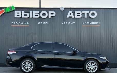 Toyota Camry, 2018 год, 2 299 000 рублей, 3 фотография