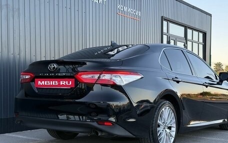 Toyota Camry, 2018 год, 2 299 000 рублей, 8 фотография