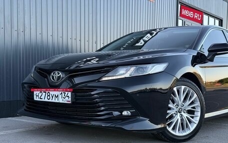 Toyota Camry, 2018 год, 2 299 000 рублей, 6 фотография